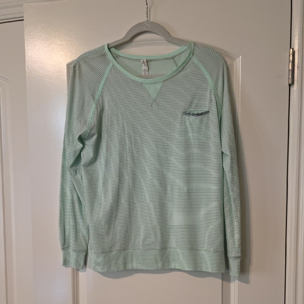 Lululemon Long Sleeve, Size 8
